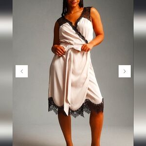 Anthropologie Sleeveless V-Neck pink black Lace Wrap Midi Dress sleeveless  XL